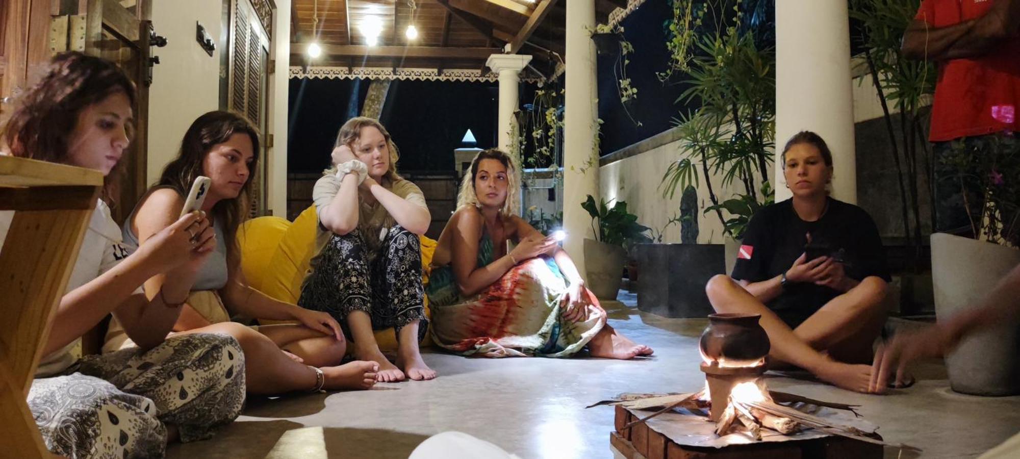 Sixth Sense Hostel أونا واتونا المظهر الخارجي الصورة
