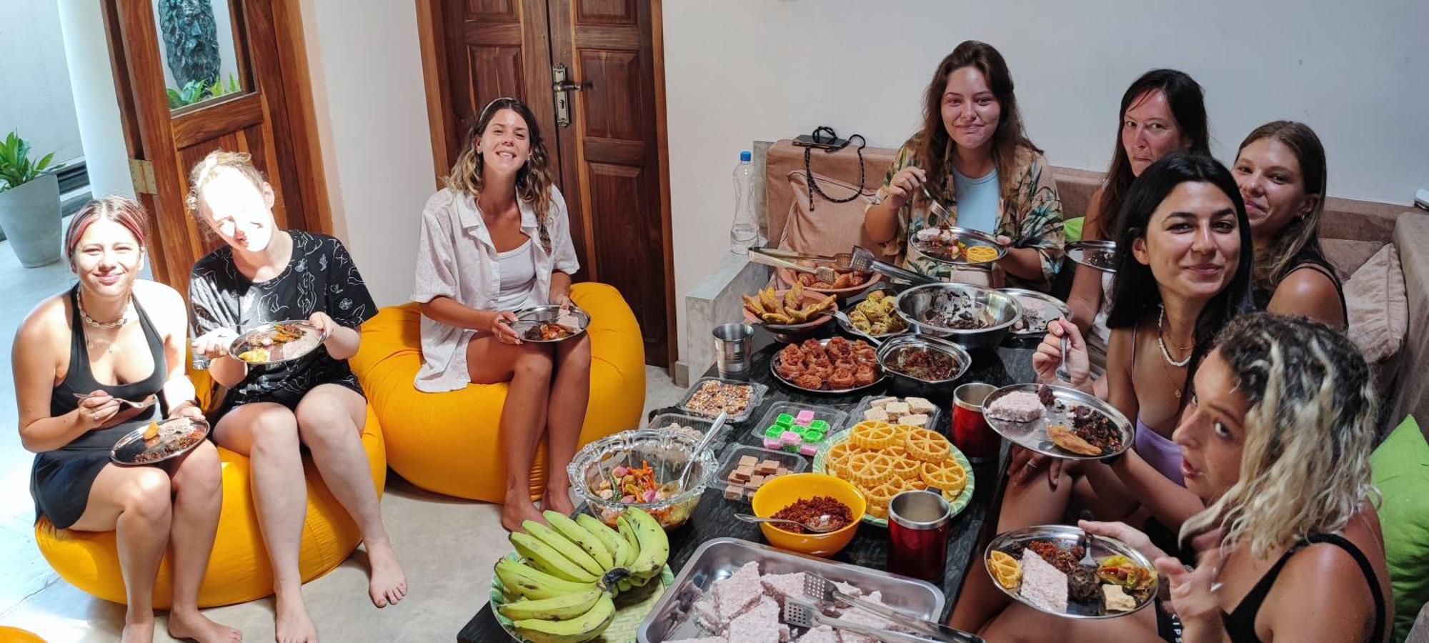 Sixth Sense Hostel أونا واتونا المظهر الخارجي الصورة